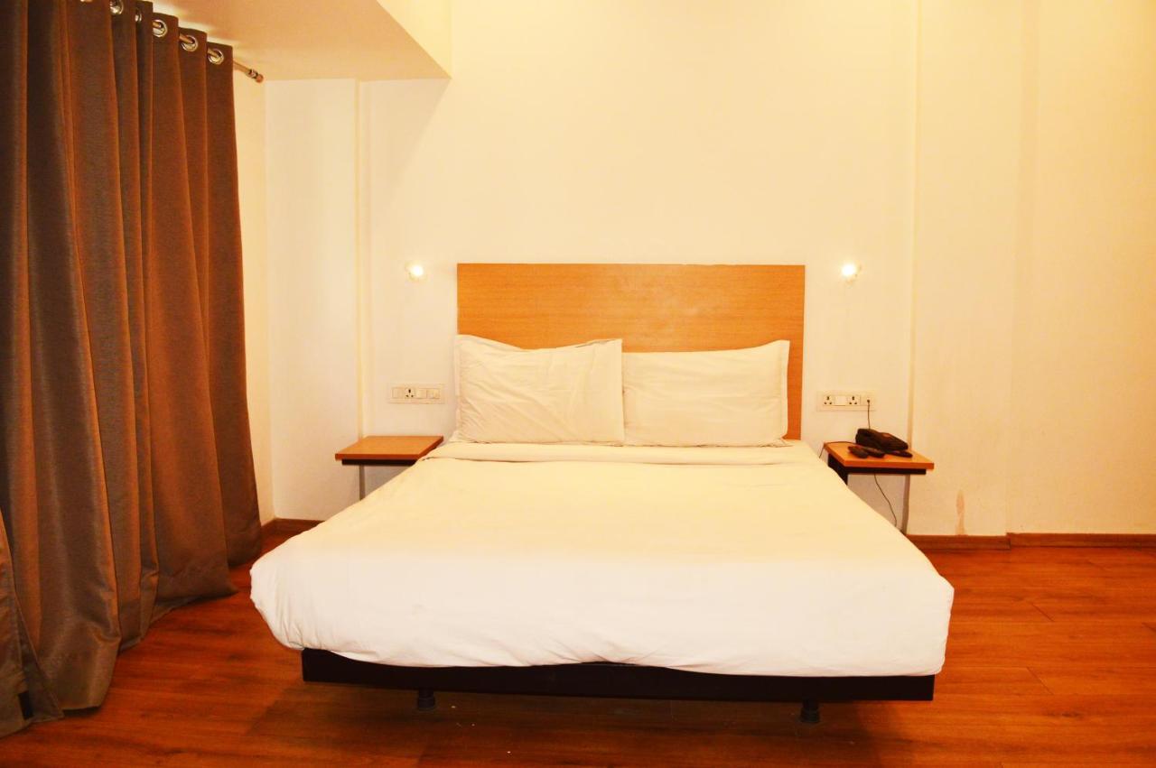 Hotel Orient Avenue ناغبور المظهر الخارجي الصورة