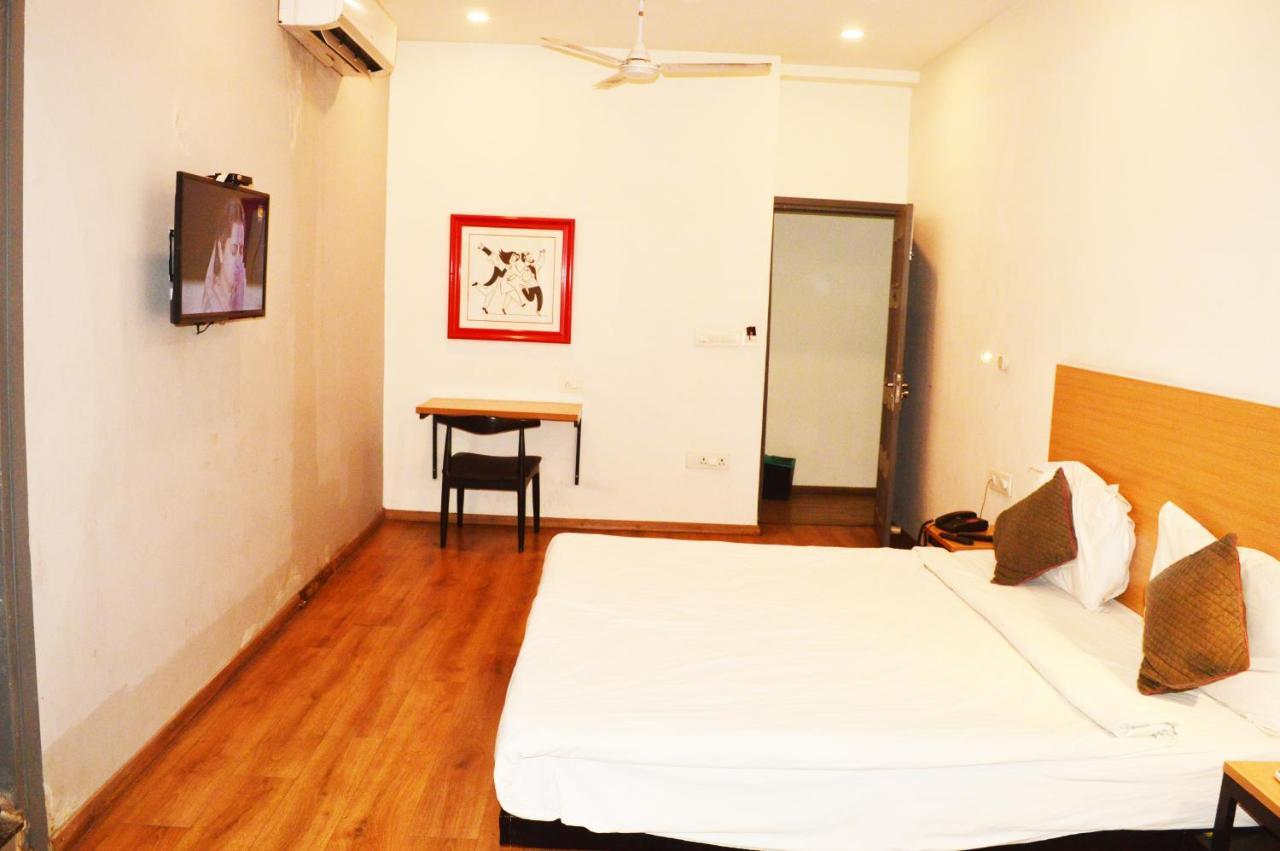 Hotel Orient Avenue ناغبور المظهر الخارجي الصورة